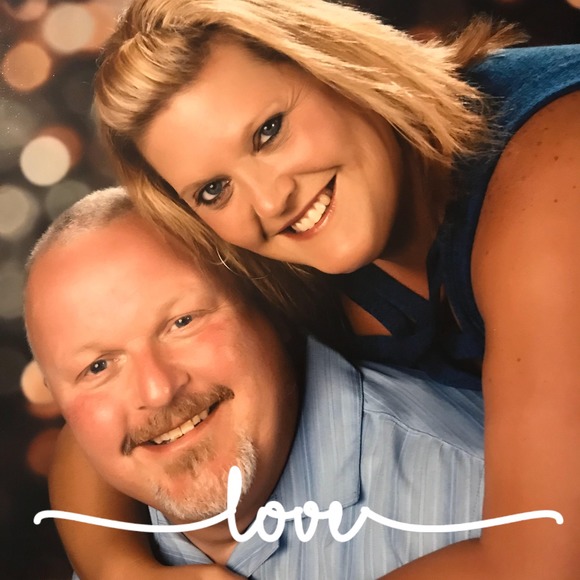 Meet your Posher, Lisa - Picture 1 of 1